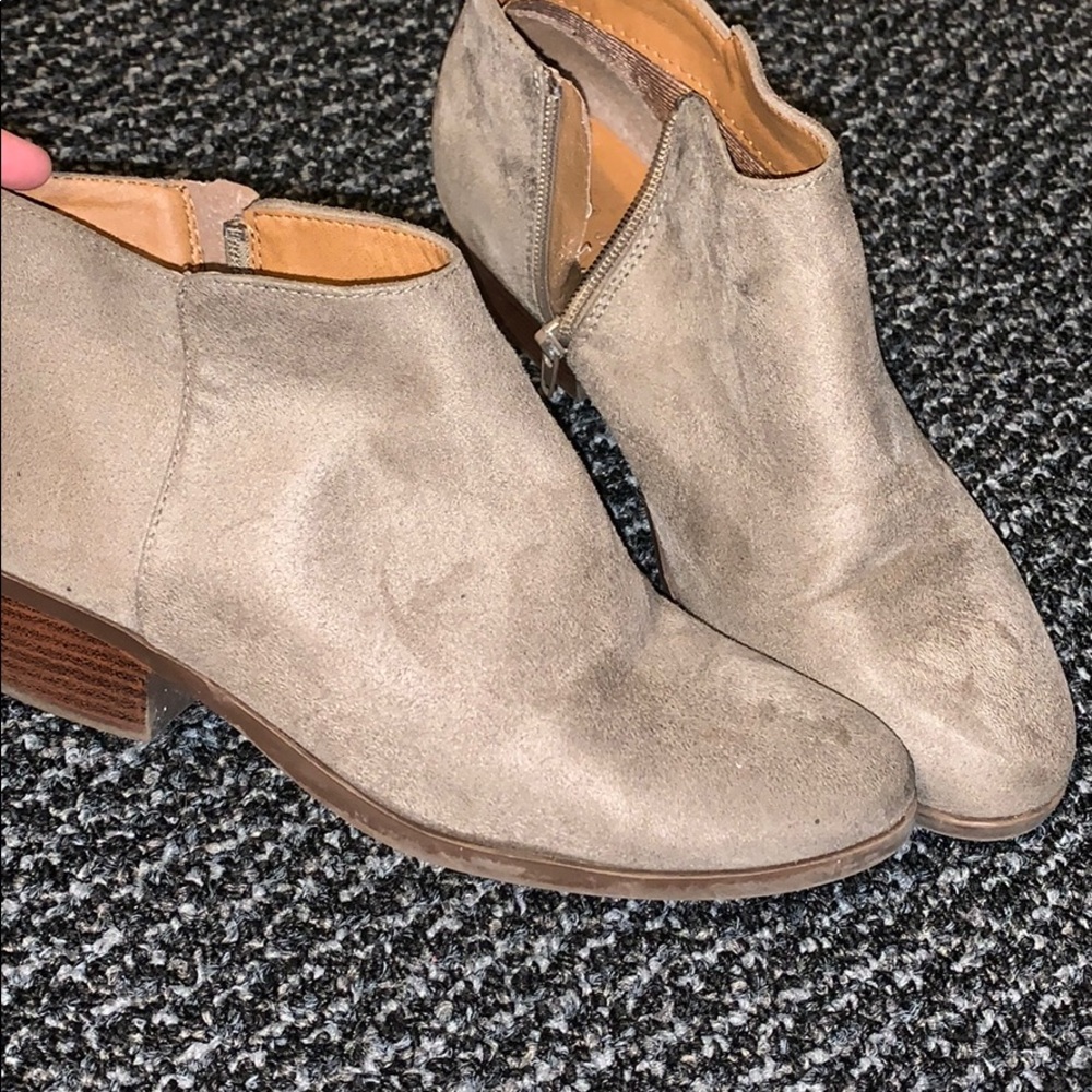 Suede boots